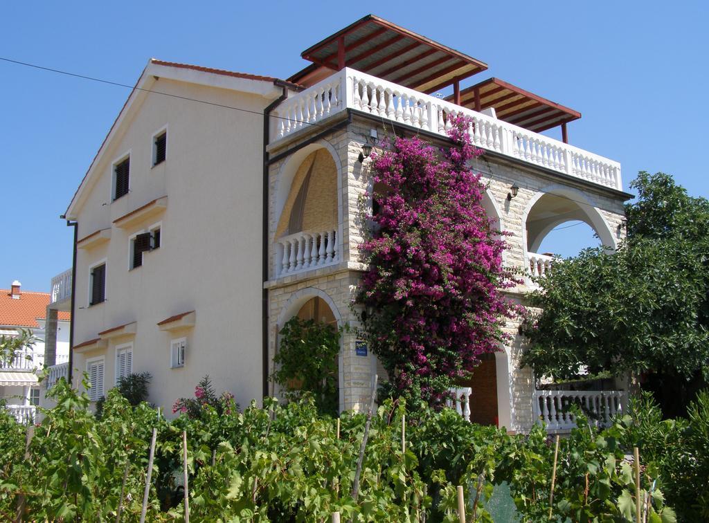 Apartments Kesic Barbat na Rabu Rom bilde
